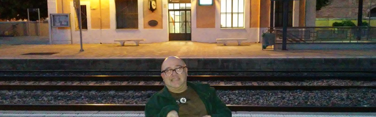 Compromís pregunta al Gobierno cuando acabará con los problemas de movilidad en tren a las personas con diversidad funcional denunciadas por un vecino de Alcalà