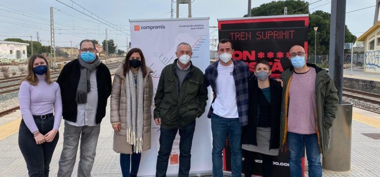 Joan Baldoví i Papi Robles reivindiquen la necessitat d’uns trens dignes al Maestrat amb la campanya “trencancelado.com”