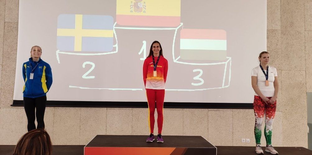 La benicarlanda Beatriz Ferrando, campeona de Europa master en Altura W35
