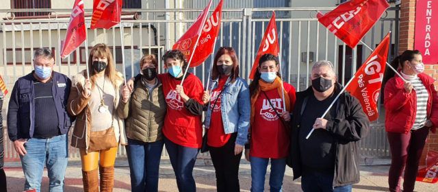 La plantilla del Grupo Gil Comes en Vinaròs secunda la huelga sobre Conservas de Pescados