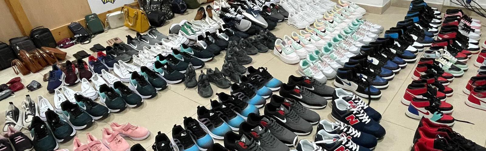 La Policía Local de Peñíscola se incauta de más de 300 artículos del “top manta”