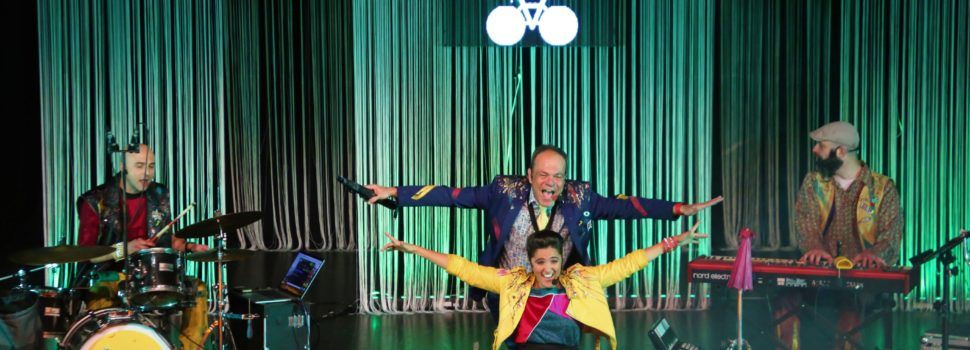 Diversió máxima amb Pentina el gat als Dissabtes de Teatre d’Ulldecona