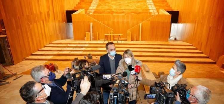 Alcanar encara la recta final de les obres del nou auditori municipal