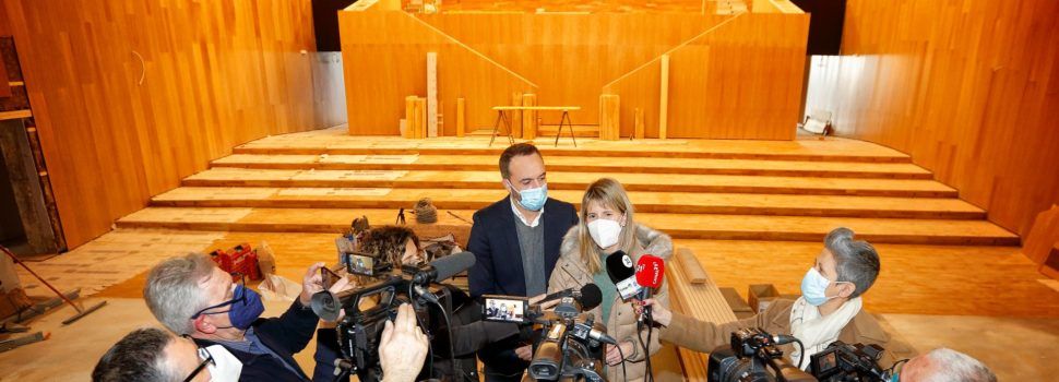 Alcanar encara la recta final de les obres del nou auditori municipal