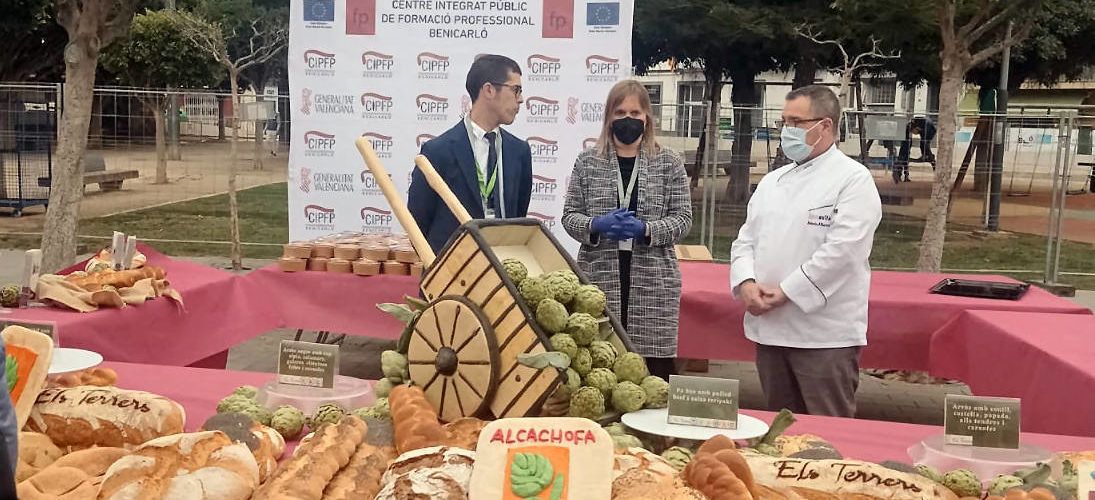 Fotos: Festa de la Carxofa i presentacions falleres a Benicarló