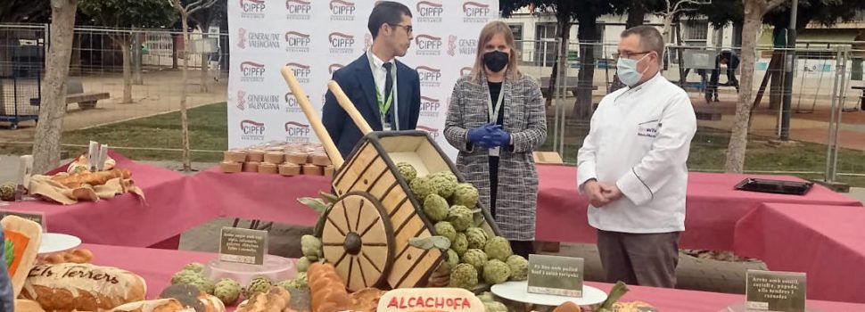 Fotos: Festa de la Carxofa i presentacions falleres a Benicarló