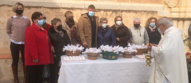 El Ayuntamiento de Sant Jordi culmina las fiestas de Sant Antonio con la bendición de animales y la tradicional hoguera