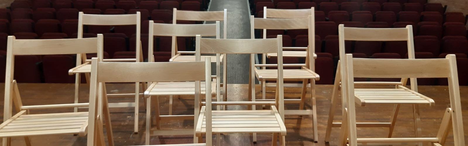 L’Auditori Pedro Mercader de Benicarló millora l’accessibilitat auditiva amb un bucle magnètic