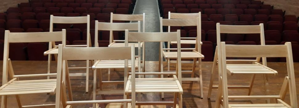 L’Auditori Pedro Mercader de Benicarló millora l’accessibilitat auditiva amb un bucle magnètic