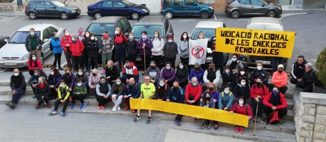 Èxit de la caminada popular a les Coves per mostrar els terrenys afectats pel Magda