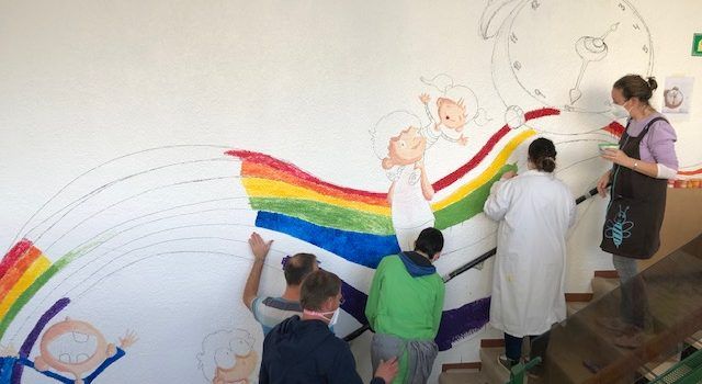 Un gran mural per celebrar els 50 anys del Centre d’Educació Especial Sant Jordi de la Diputació a Jesús-Tortosa