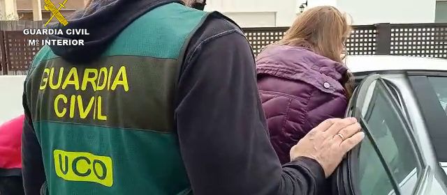 La Guardia Civil detiene en Santa Bàrbara a la mujer más buscada de Reino Unido en Cataluña