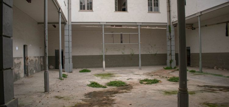 Signen l’inici de les obres de rehabilitació de l’edifici Colomer Zurita de Morella