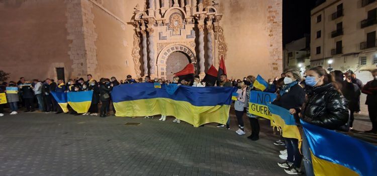 Fotos: Vinaròs diu “No a la guerra”