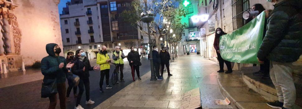 Vídeo i fotos: Nova mobilització de Fridays For Future Vinaròs