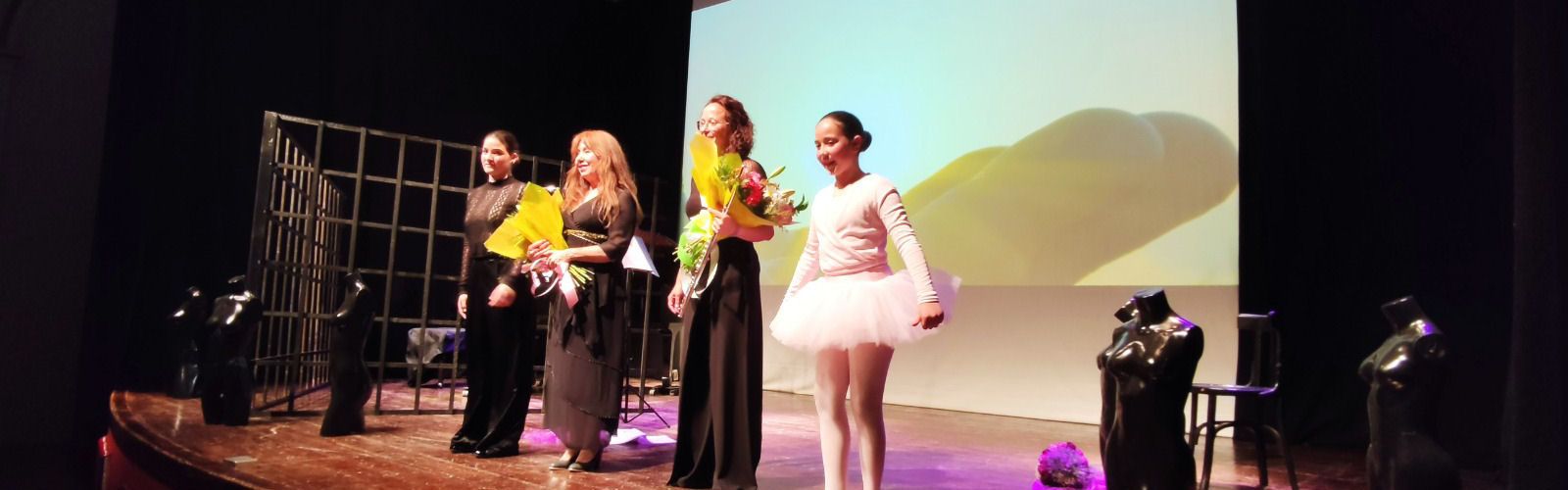 Fotos: “Essències”, música, poesia i dança a l’Auditori de Vinaròs