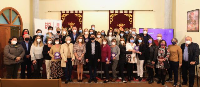 El PSPV-PSOE de la província de Castelló lliura el I Premi ‘Veus en Femení’ al col·lectiu d’infermeres i TCAEs de tota la província i Sagunt