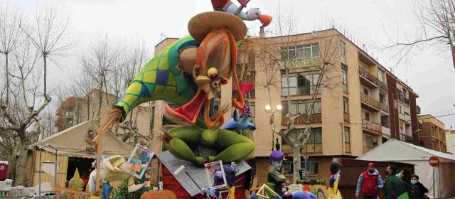 Els primers premis de las falles de Benicarló, per a L’Embut i El Campanar