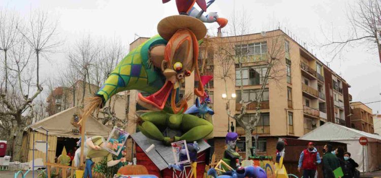 Els primers premis de las falles de Benicarló, per a L’Embut i El Campanar