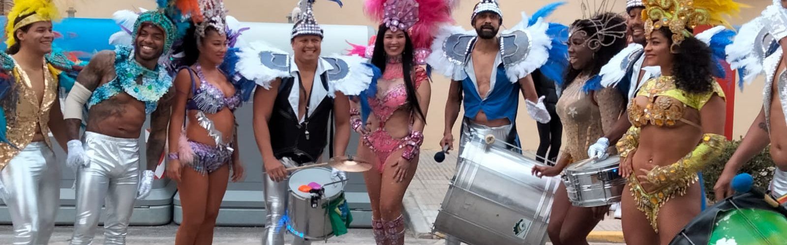 25 fotos i un vídeo de la desfilada del Carnaval d’Alcanar