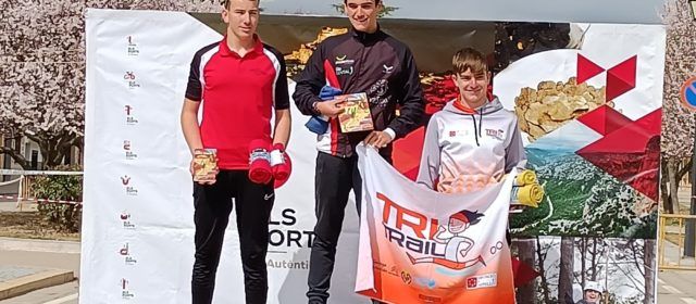 Cap de setmana de competicions per al Club Triatló Vinaròs