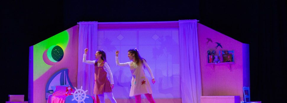Agenda mes d ´abril Dissabtes de Teatre. Última funció temporada 2021-2022