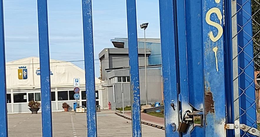 Ciutadans Benicarló exigeix solucions al tancament de la piscina, del qual fa responsable a l’alcaldessa