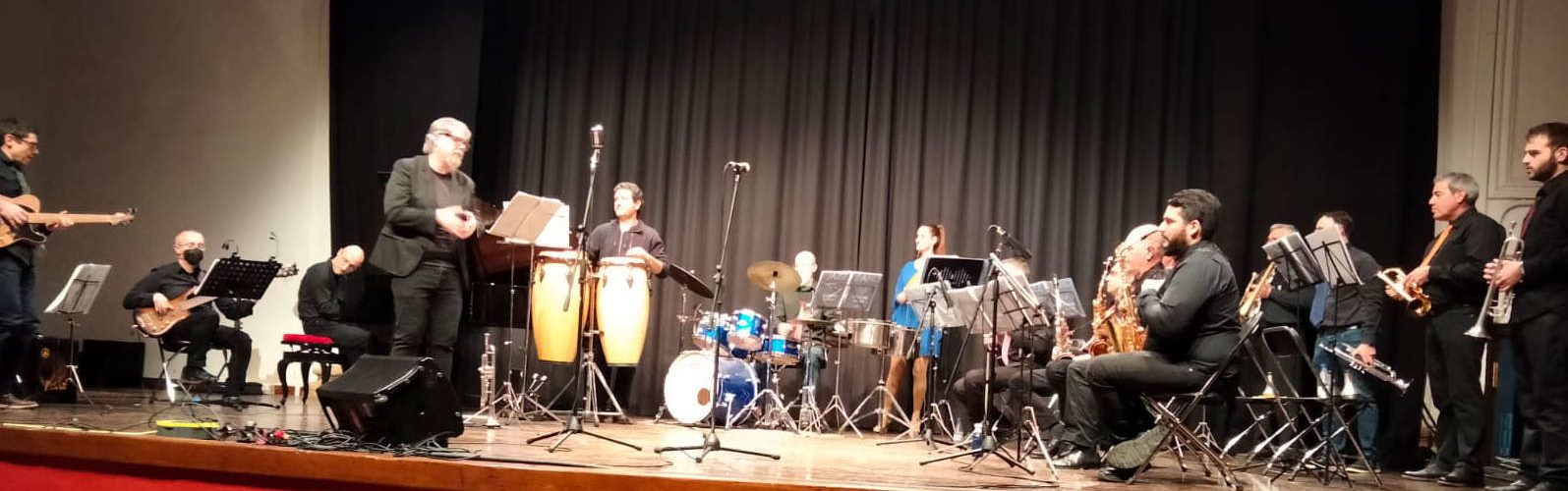 Debut a Vinaròs de l’ESMUVI Jazz Band amb David Pastor