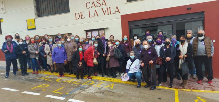 Càlig commemora el Dia de la Dona amb la lectura del manifest i diverses activitats
