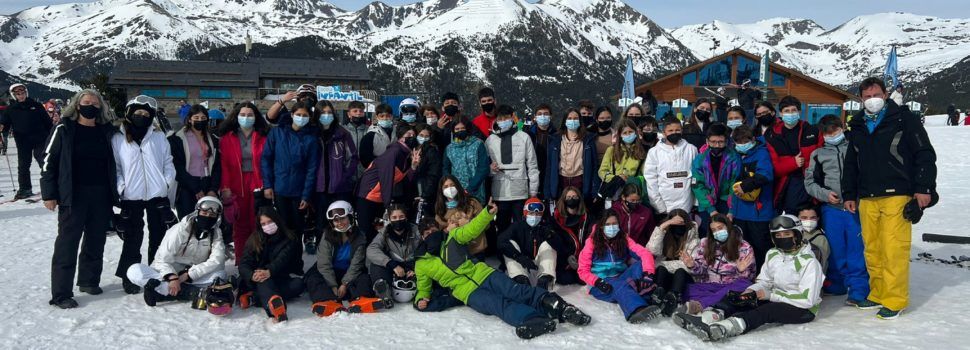 L’ IES Joan Coromines de Benicarló esquia a Andorra