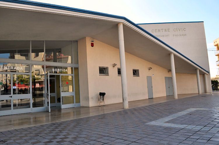 L’Ajuntament d’Alcanar sol·licita 119.700 € als Next Generation per instal·lar plaques fotovoltaiques al centre cívic d’Alcanar