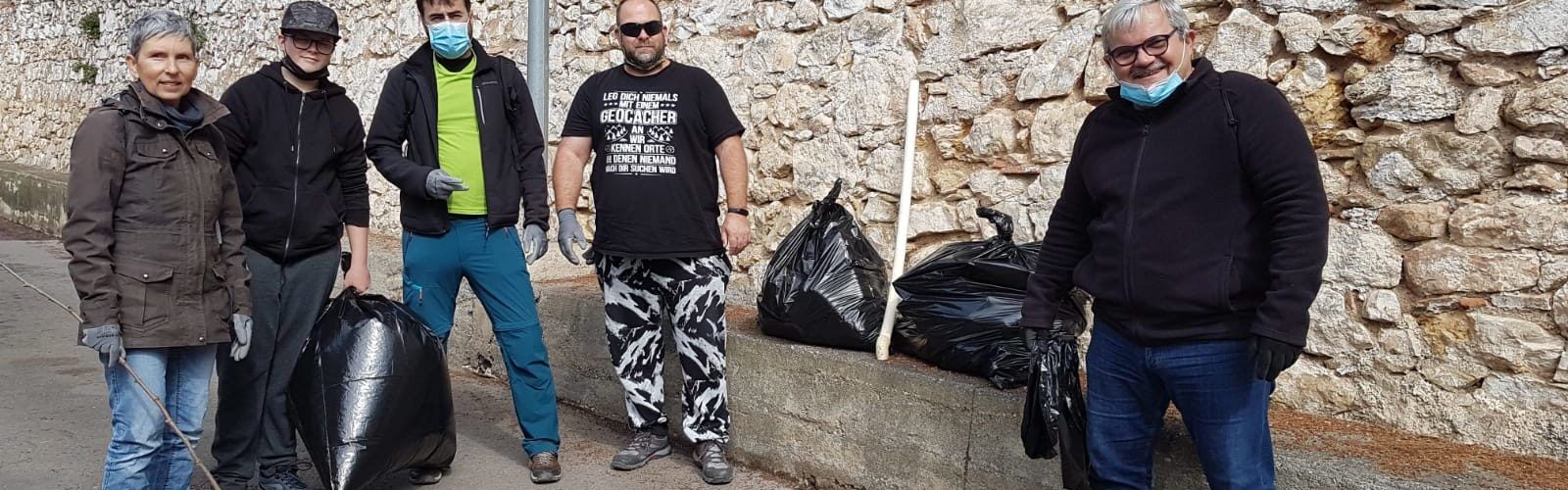Los GeocachersVinaros, en el evento de Torreblanca