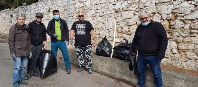 Los GeocachersVinaros, en el evento de Torreblanca