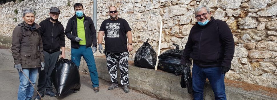 Los GeocachersVinaros, en el evento de Torreblanca