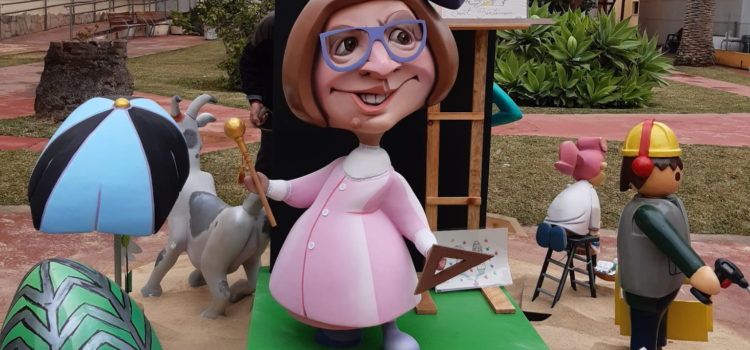 Benicarló en falles: plantà de la Falla del Centre Geriàtric