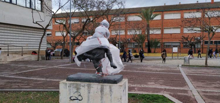Vora l’Ebre: A propòsit del canvi d’ubicació de l’escultura la Viola