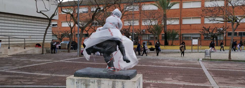 Vora l’Ebre: A propòsit del canvi d’ubicació de l’escultura la Viola