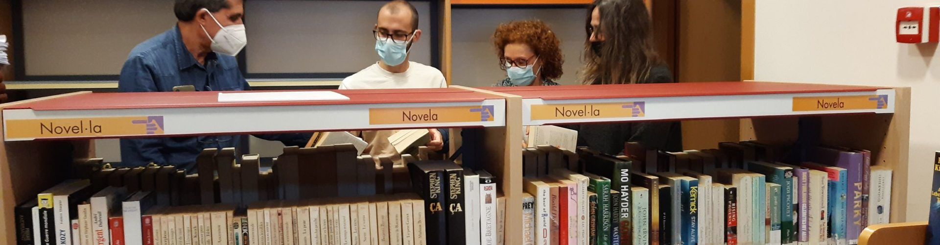 La Biblioteca Manel Garcia Grau es prepara per al trasllat a les noves instal·lacions