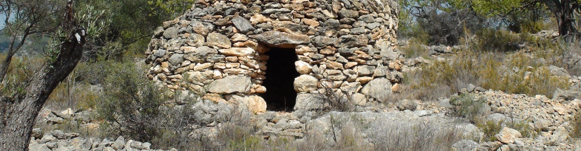 L’Ajuntament d’Alcalà-Alcossebre adjudica la redacció d’un inventari de construccions de pedra en sec