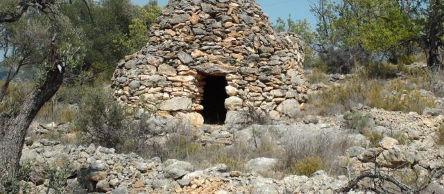 L’Ajuntament d’Alcalà-Alcossebre adjudica la redacció d’un inventari de construccions de pedra en sec