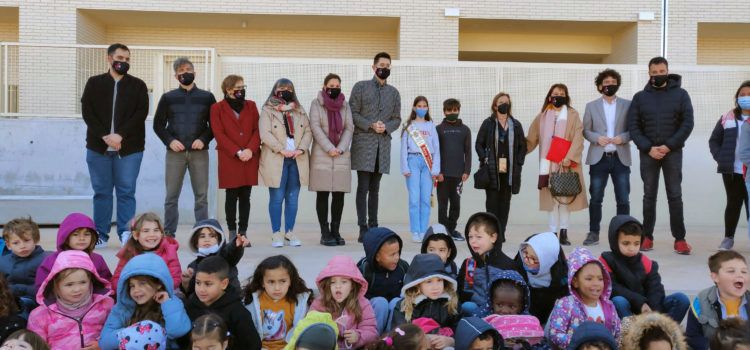 L’alumnat del col·legi Jaume I de Vinaròs es trasllada al nou centre educatiu