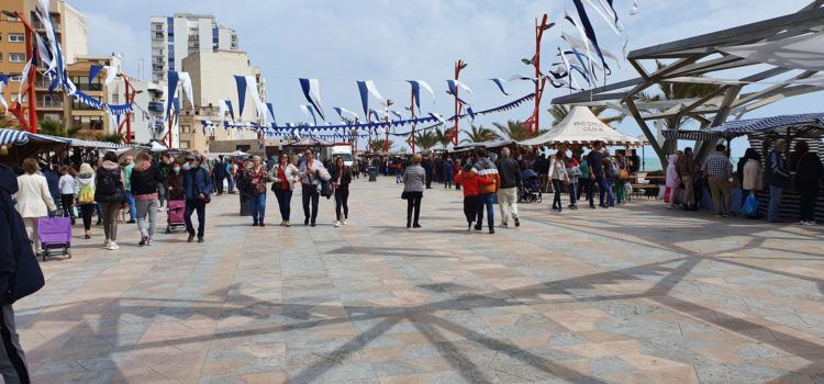 Vídeos i fotos: fira d’artesania a Vinaròs
