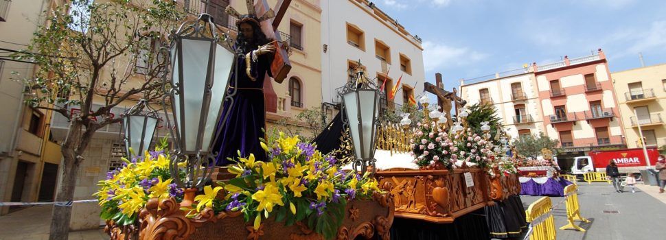 Vídeo i fotos: Exposició de passos processionals a Vinaròs