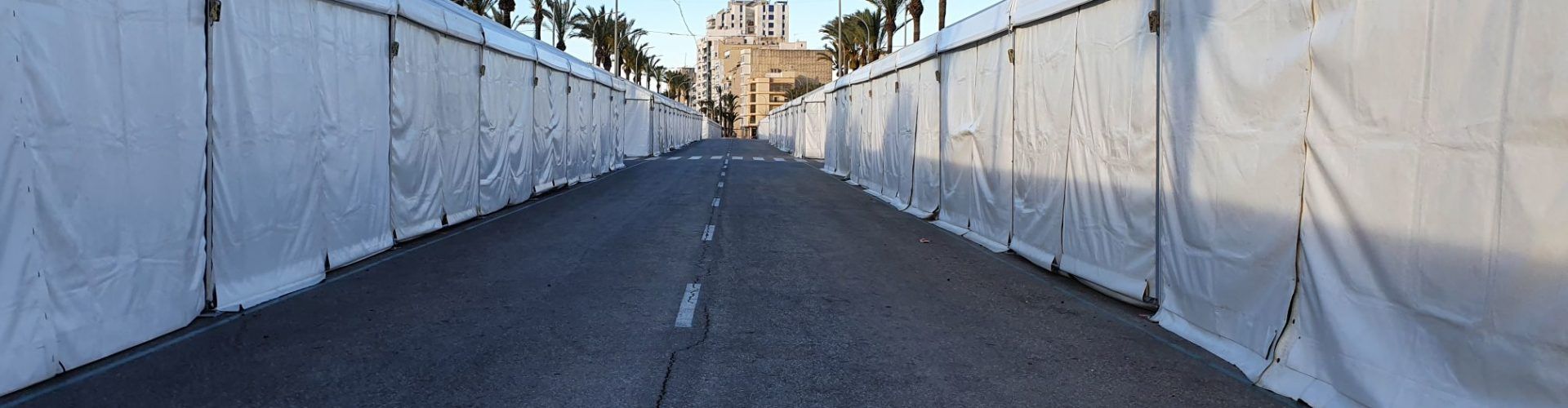 Les casetes de Carnaval, esperant l’esclat de la festa