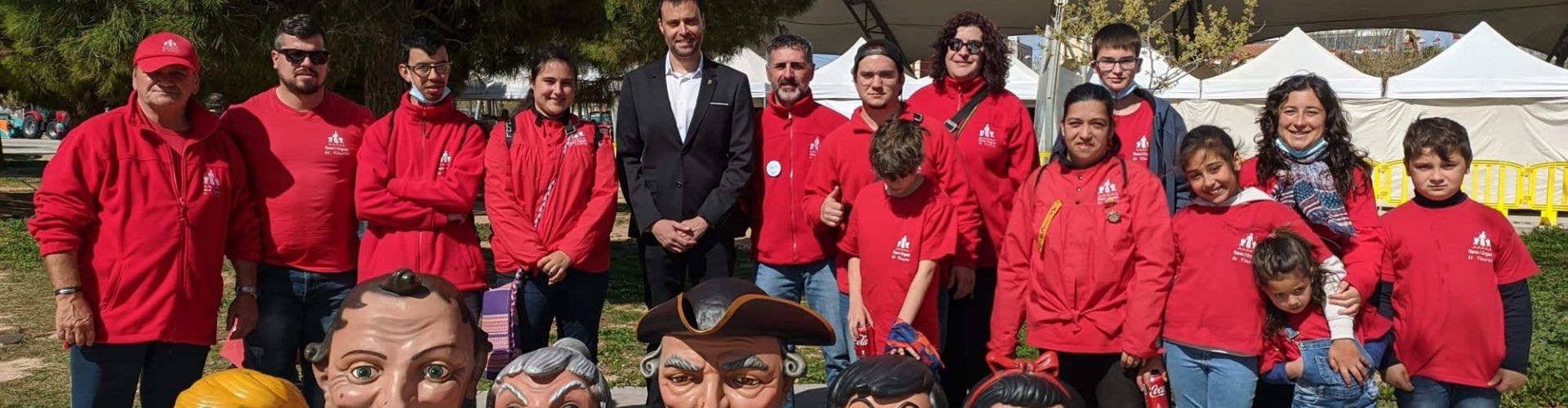 La colla de Nanos i Gegants, en la Fira Agromoció de Vinaròs