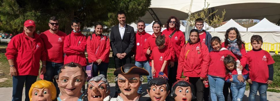 La colla de Nanos i Gegants, en la Fira Agromoció de Vinaròs