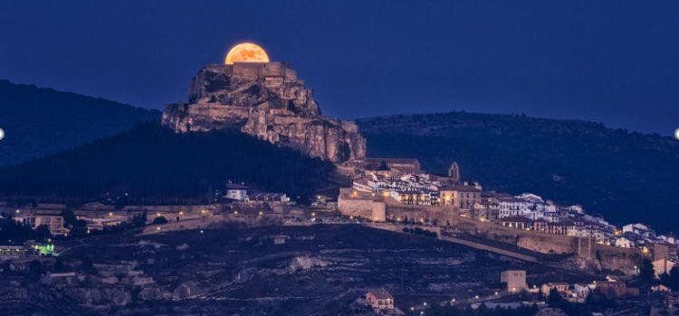 Un país d’històries (III): El país de la Zitzània