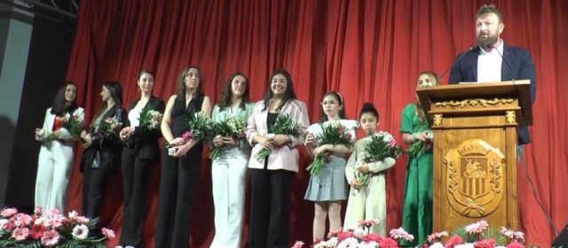 Sant Jordi elige a Neus Eixarch como Reina Mayor y homenajea al personal sanitario por su trabajo en la pandemia