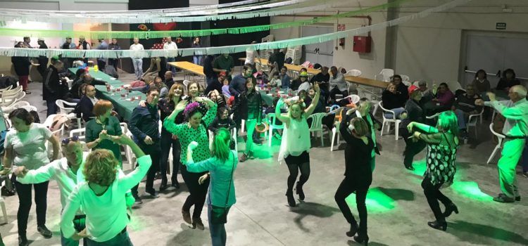 Canet Lo Roig recupera la actividad lúdica con la celebración de la Feria de Abril