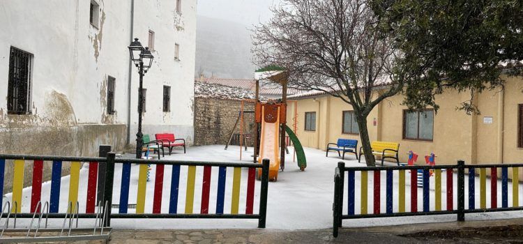La neu cobreix Ares del Maestrat